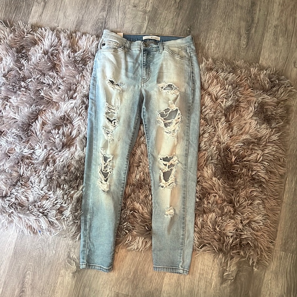 KanCan Distressed Jeans 9/28